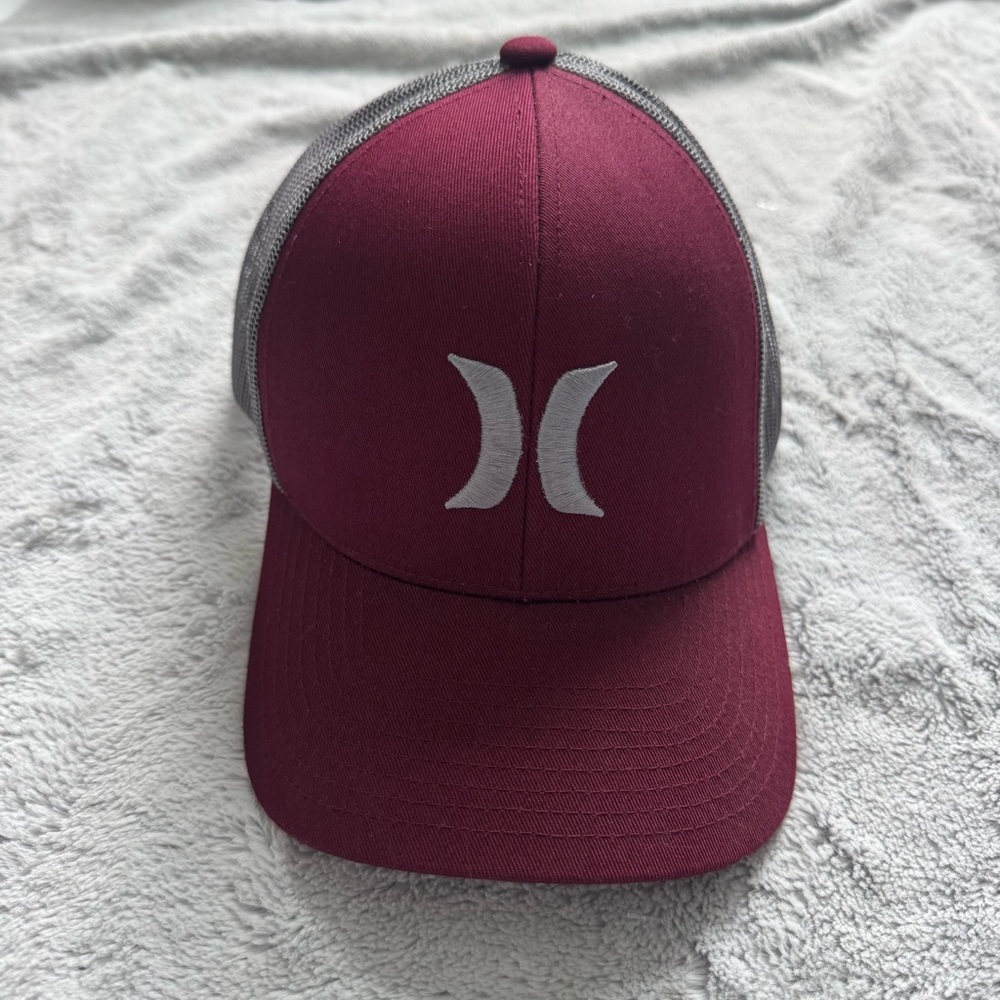 Hurley Burgundy and‎ Gray SnapBack Adjustable Cap OSFA